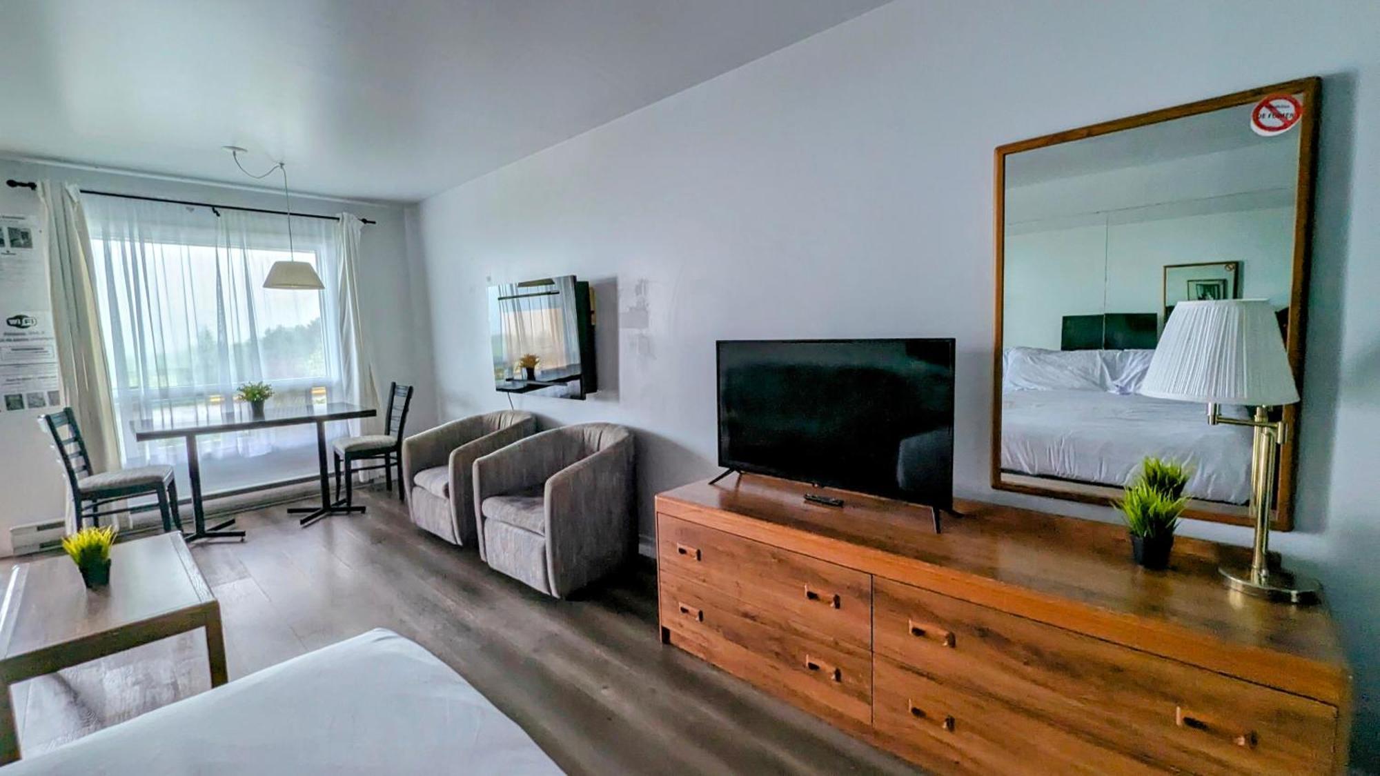 Auberge De Nos Aieux Les Eboulements Екстер'єр фото